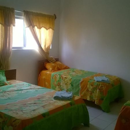 Hotel Alma Trinidad Exterior photo