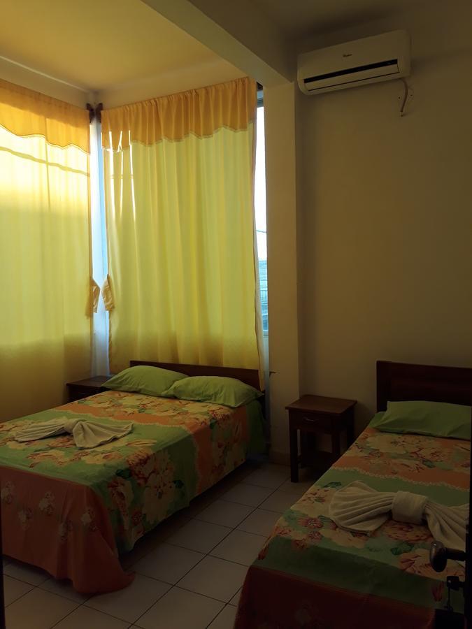 Hotel Alma Trinidad Exterior photo